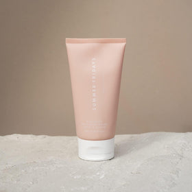 Summer Fridays texture close-up revealing creamy balm and fast-absorbing benefit