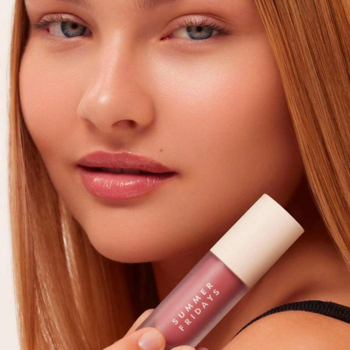 Summer Fridays glossy texture close-up highlighting non-sticky shine and smooth finish