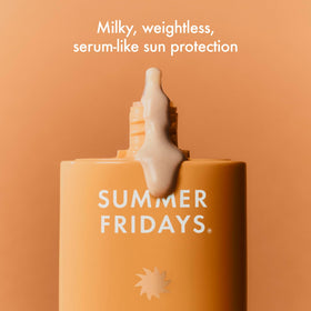 Summer Fridays pump and cap close-up highlighting ease of use and mess-free dispensing