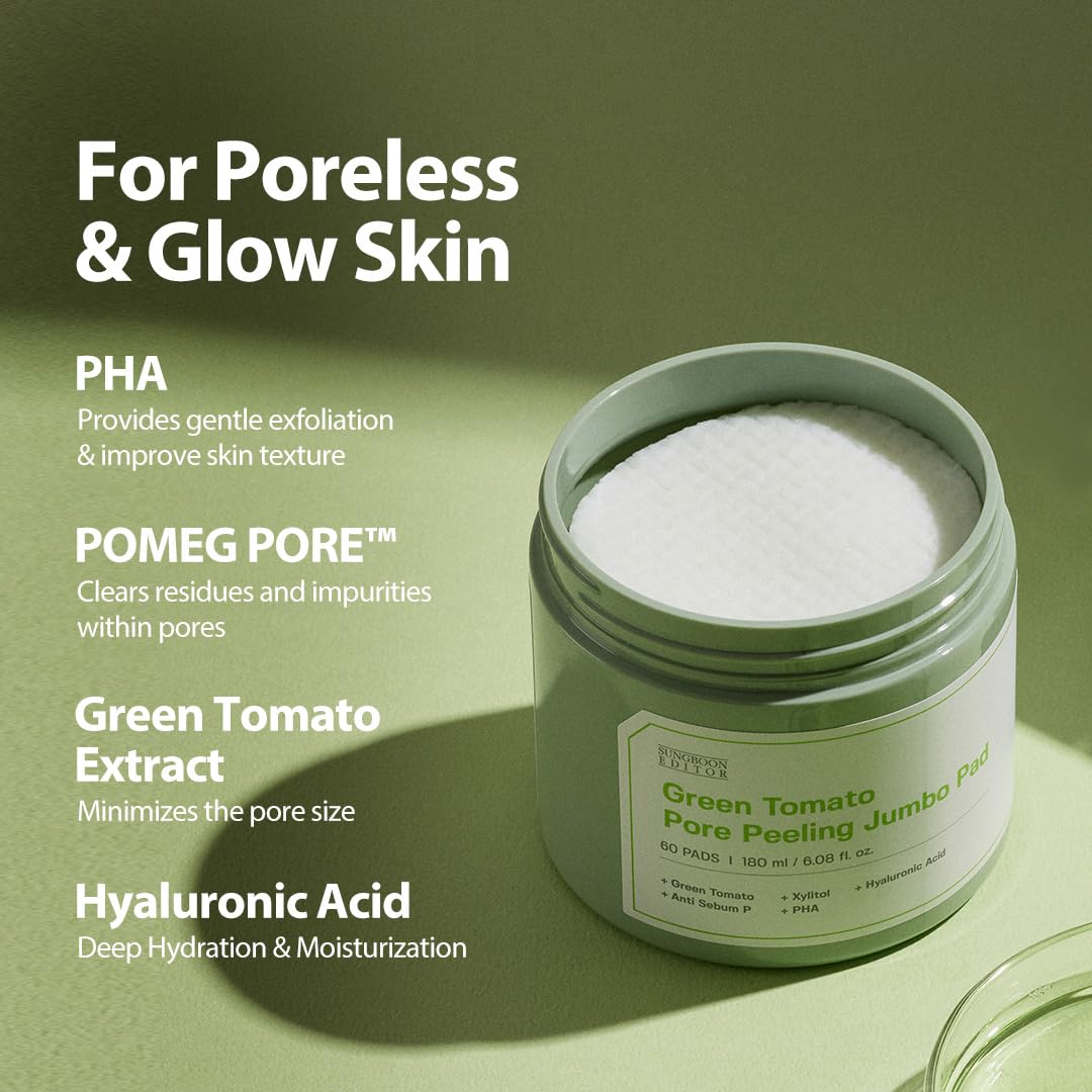 SUNGBOON EDITOR pad in hand demonstrating easy, no-rinse application