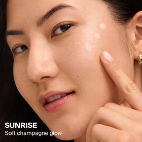 Supergoop! texture swatch of drops illustrating lightweight, hydrating glow benefit