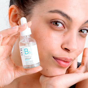 SVR dropper releasing clear serum to show texture and fast-absorbing benefit