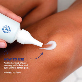 Applying SVR XERIAL 30 to elbow to smooth rough skin and reduce flaking