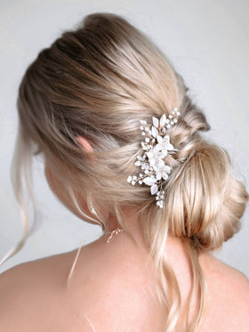SWEETV white ceramic flower focal close-up adding refined floral charm