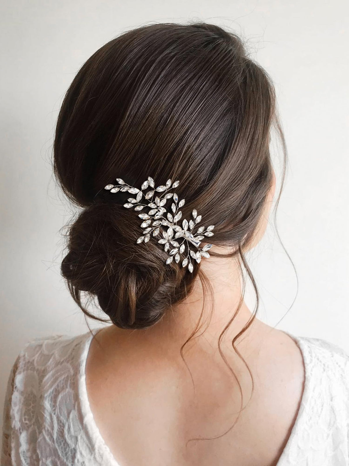SWEETV pearl and floral close-up highlights delicate handcrafted accents