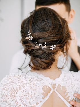 SWEETV pearl and rhinestone close-up highlighting delicate shine and texture