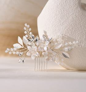 SWEETV front view of silver comb showing overall design and fit