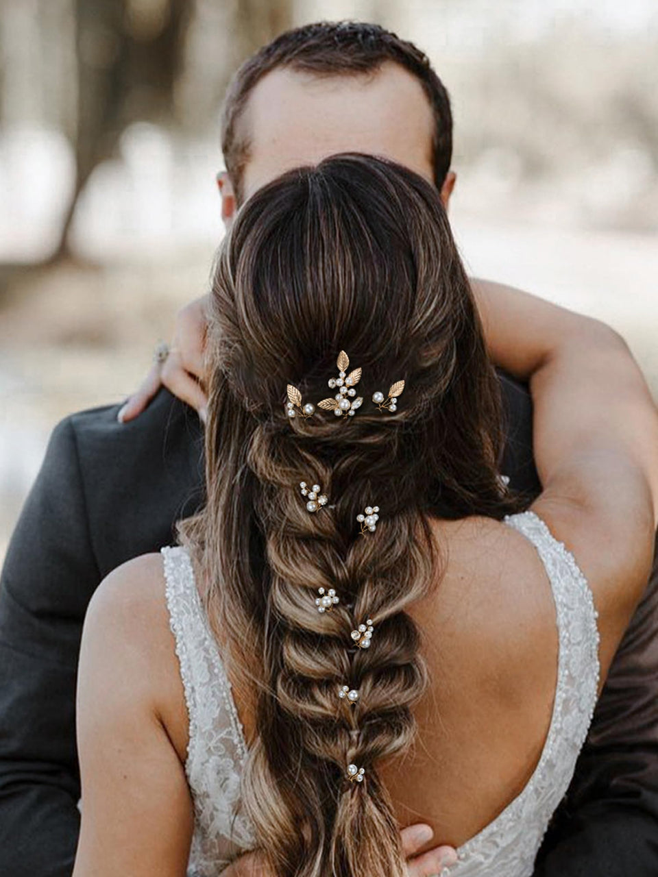 SWEETV front packaging showing nine-piece bridal hair pin set and gift box benefits