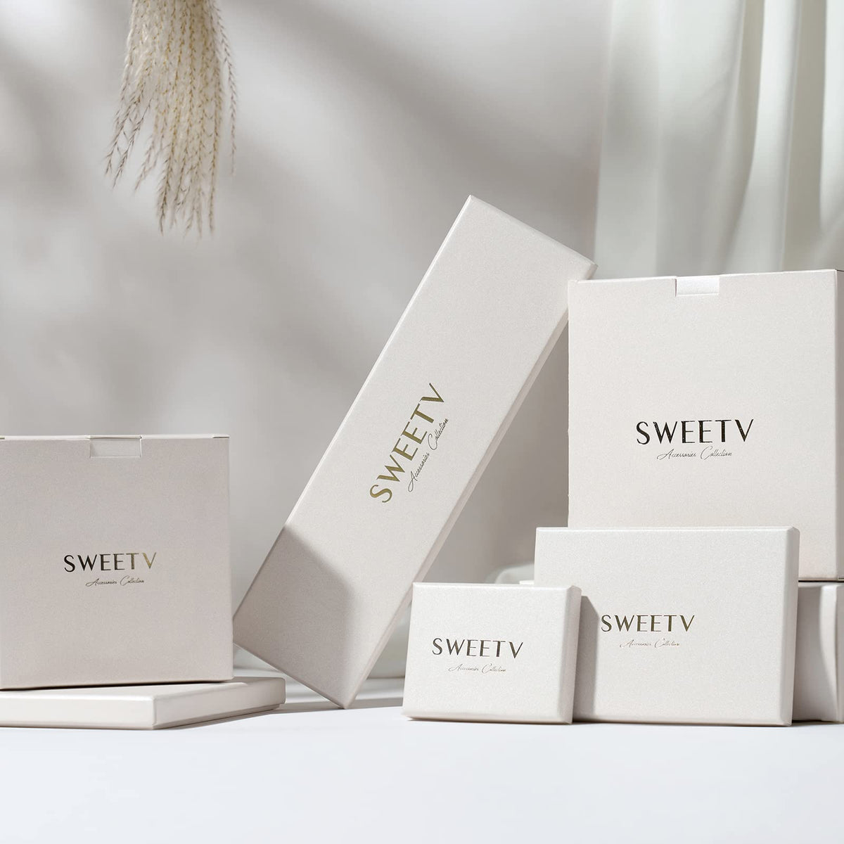 SWEETV headband gift wrapped, highlights ready-to-give presentation advantage