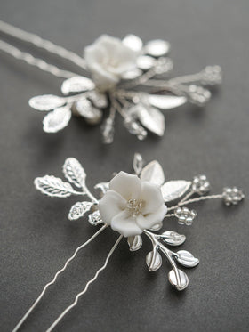 SWEETV hair pin worn by bridesmaid illustrating versatile bridal-party coordination