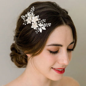 SWEETV side view showing comb teeth for secure hold in hair