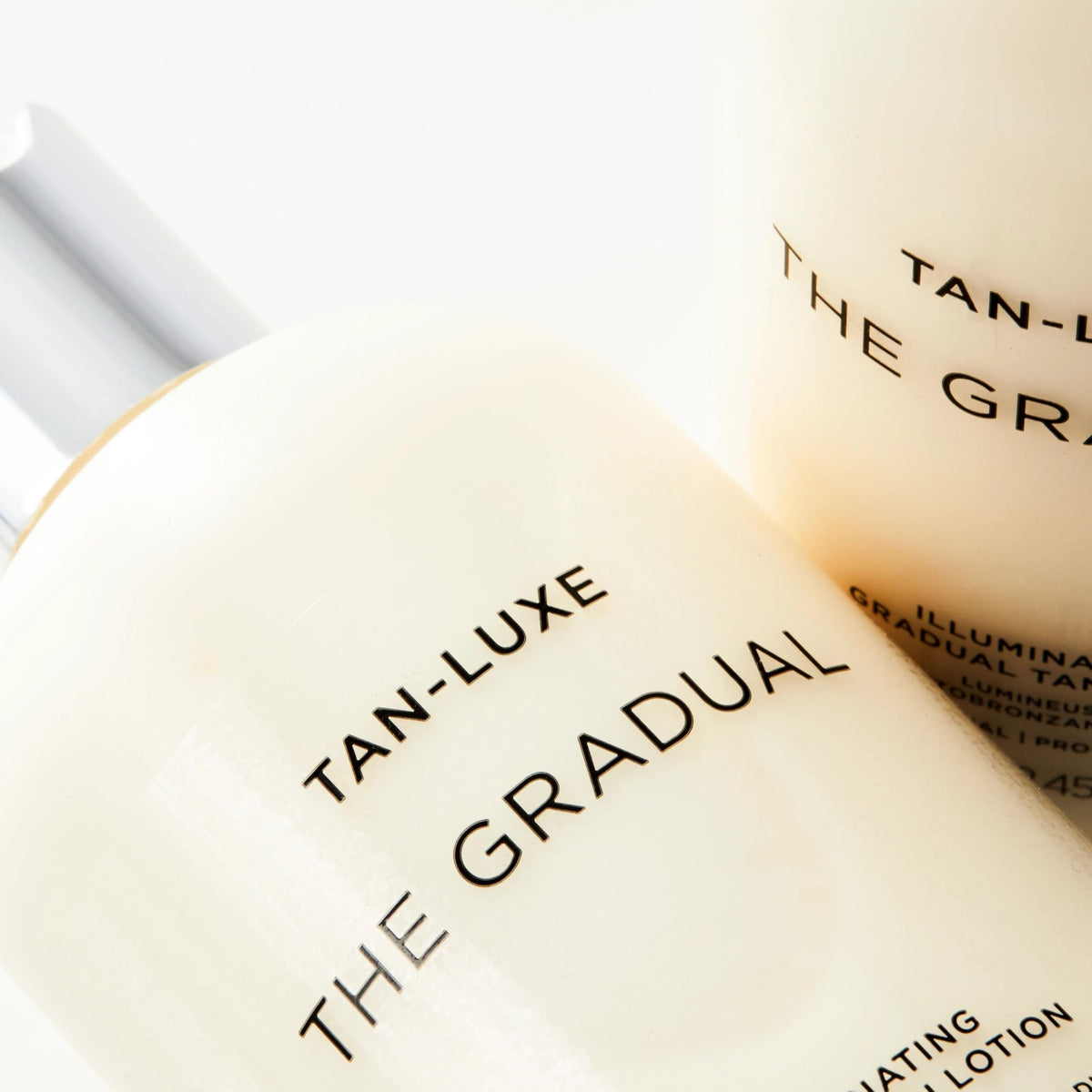 TAN-LUXE open cap dispensing lotion showing controlled, mess-free use