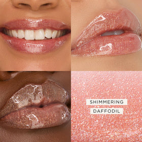 tarte applicator close-up displaying pom pom applicator for easy layering