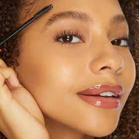 tarte gel texture close-up demonstrating smooth, non-sticky finish