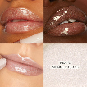 tarte closeup of doe-foot applicator demonstrating smooth, precise application