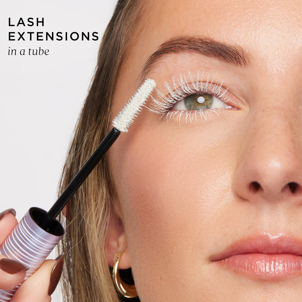 tarte before and after lashes demonstrating amplified length benefit