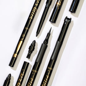 tarte flatlay with liner and makeup tools for travel-ready kit benefit: portable and versatile