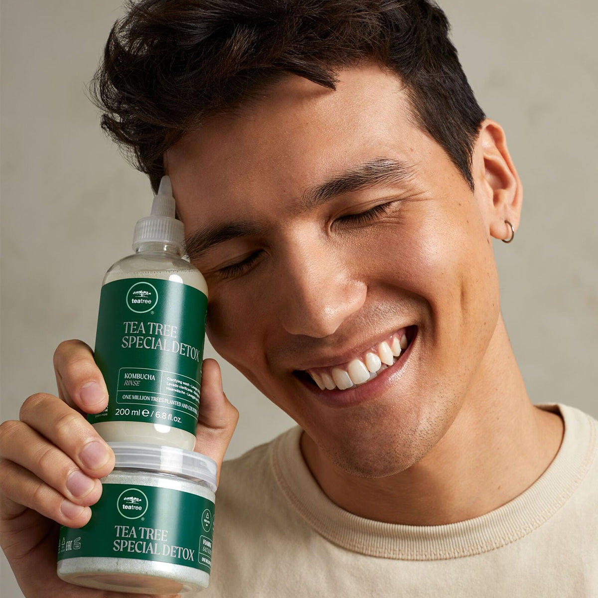 Side-by-side Hair before and after using Tea Tree rinse highlighting reduced buildup and shine