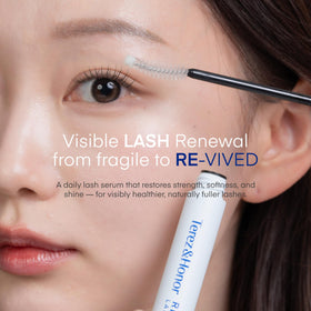 Terez & Honor applying serum to lashline to condition roots and shafts