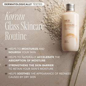 The Face Shop toner pouring with hydrating rice water boost