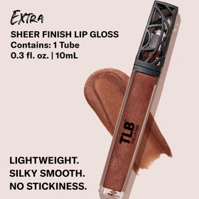 The Lip Bar doe-foot applicator detail delivering precise, even coverage benefit