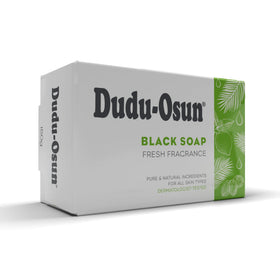 The Roots Naturelle bar in hand demonstrating lathering and easy daily use benefit