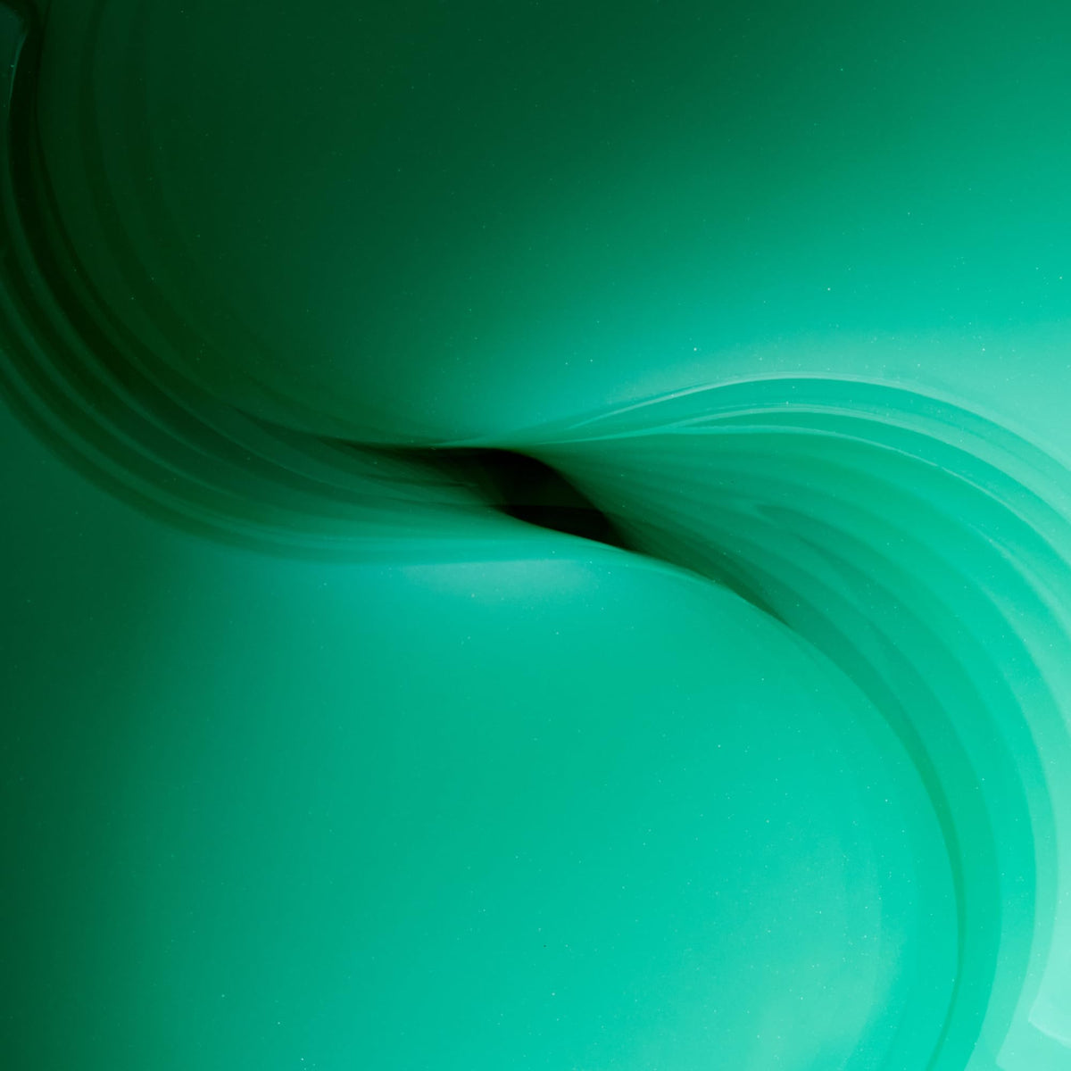 Three Ships close-up of single hydrogel patch highlighting smoothing under-eye treatment