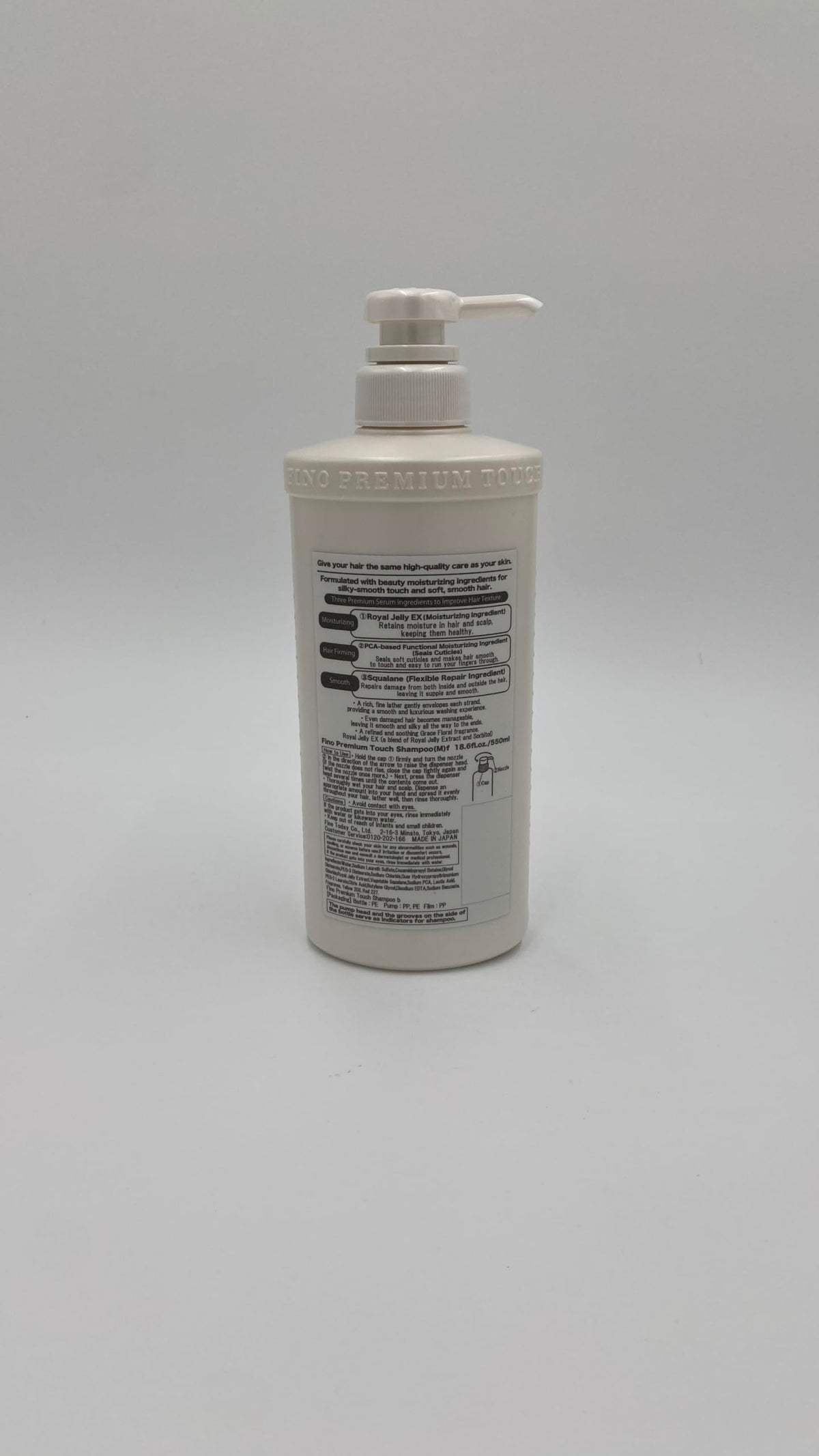 Thunder Tech lather texture of JapanFino shampoo illustrating gentle foam