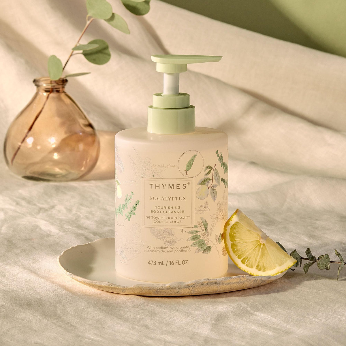 Thymes pump detail demonstrating easy one-hand dispensing benefit