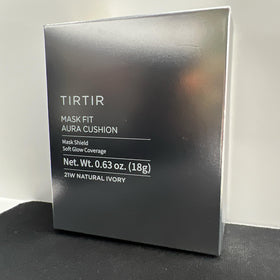 TIRTIR model applying cushion for even skin and lightweight comfort