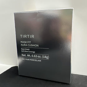 TIRTIR label close-up emphasizing white hyaluronate ingredient and glow benefit