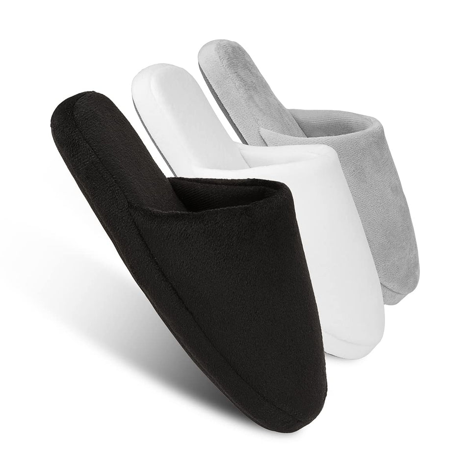 Tlizzz7 front packaging showing three paired slippers and branding for easy gifting