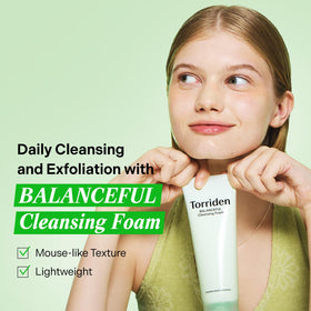 Torriden foam texture close-up showing dense bubbles that cleanse pores effectively