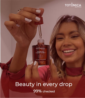 TOTEMICA jojoba seed ingredient focus highlighting organic source and natural nourishment