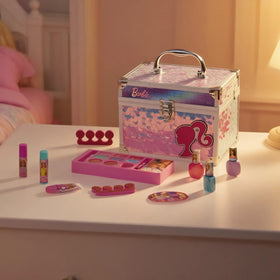 Townley Girl open kit laid out to show complete contents and easy cleanup