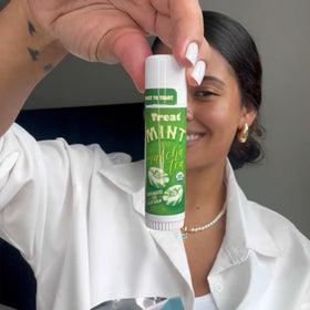 TREAT beside matcha powder emphasizing matcha ingredient and antioxidant benefit