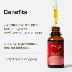 Trilogy oil texture pooled to show lightweight, fast-absorbing consistency