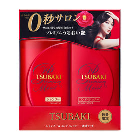 Tsubaki shampoo lathering on hair demonstrating gentle hydration and manageability