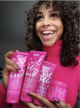 Umberto Giannini before and after on wavy hair showing reduced frizz