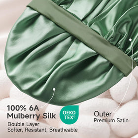Umisleep close-up of 22 momme mulberry silk interior, protective smooth surface benefit