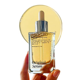 Una Beauster front bottle shot showing THEUNA packaging and clear product benefits