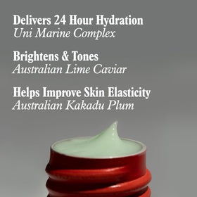 uni application after shower demonstrating fast absorption and no greasy residue benefit