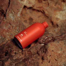 uni texture serum close-up showing silky spreadability and quick absorption benefit