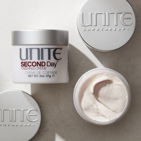 UNITE SECOND Day cream texture close-up highlighting lightweight formula and smooth spreadability