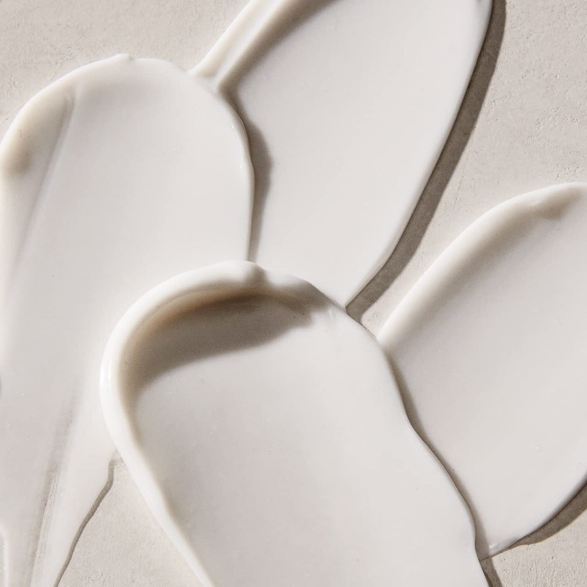 UNITE smooth&shine argan coconut pearl ingredients highlighting nourishment