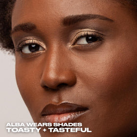 Urban Decay applying Toasty to eyelid demonstrating easy one-swipe color