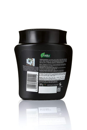 Vatika Naturals open jar texture close-up displaying rich creamy mask