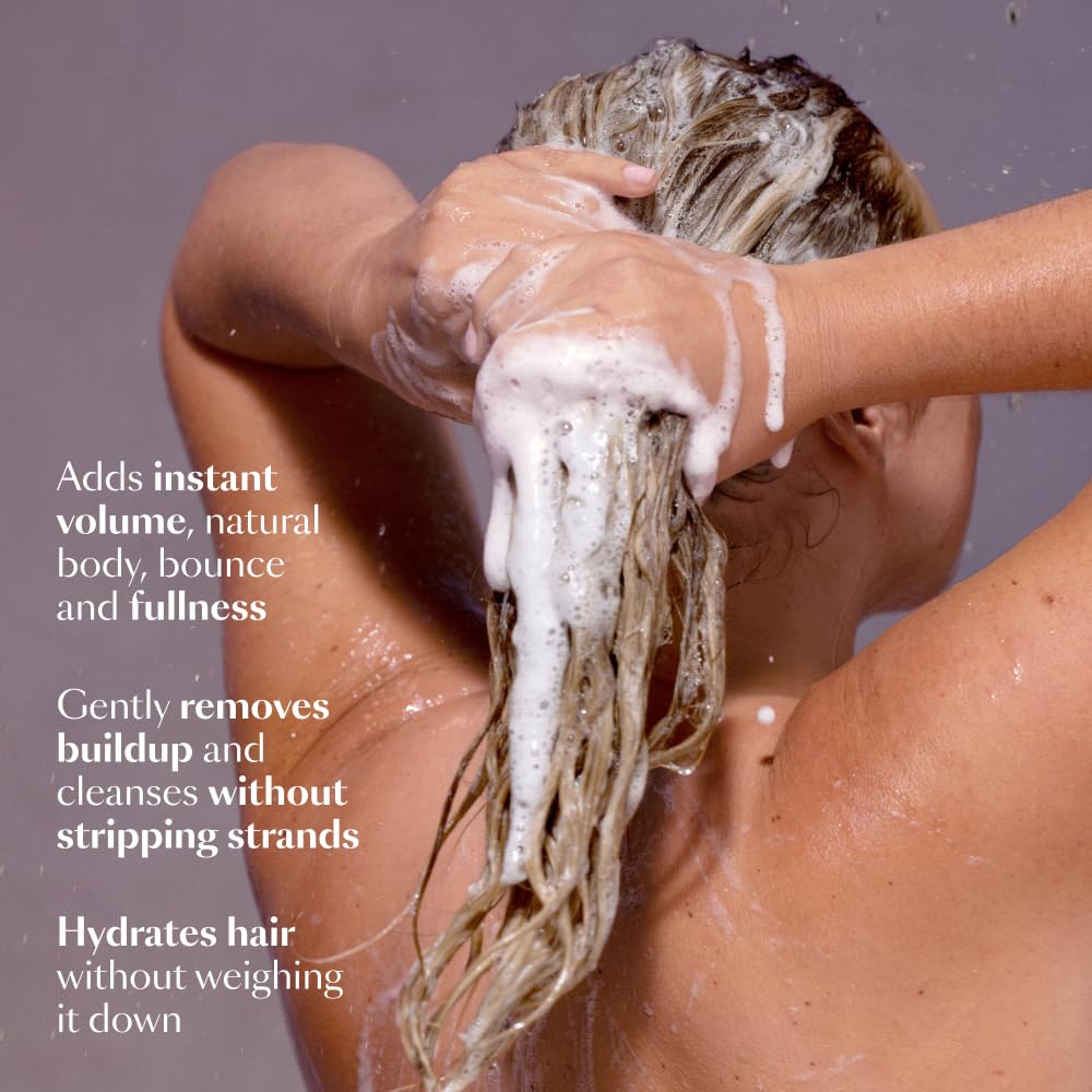 VEGAMOUR rich lather texture demonstrating gentle cleansing and body