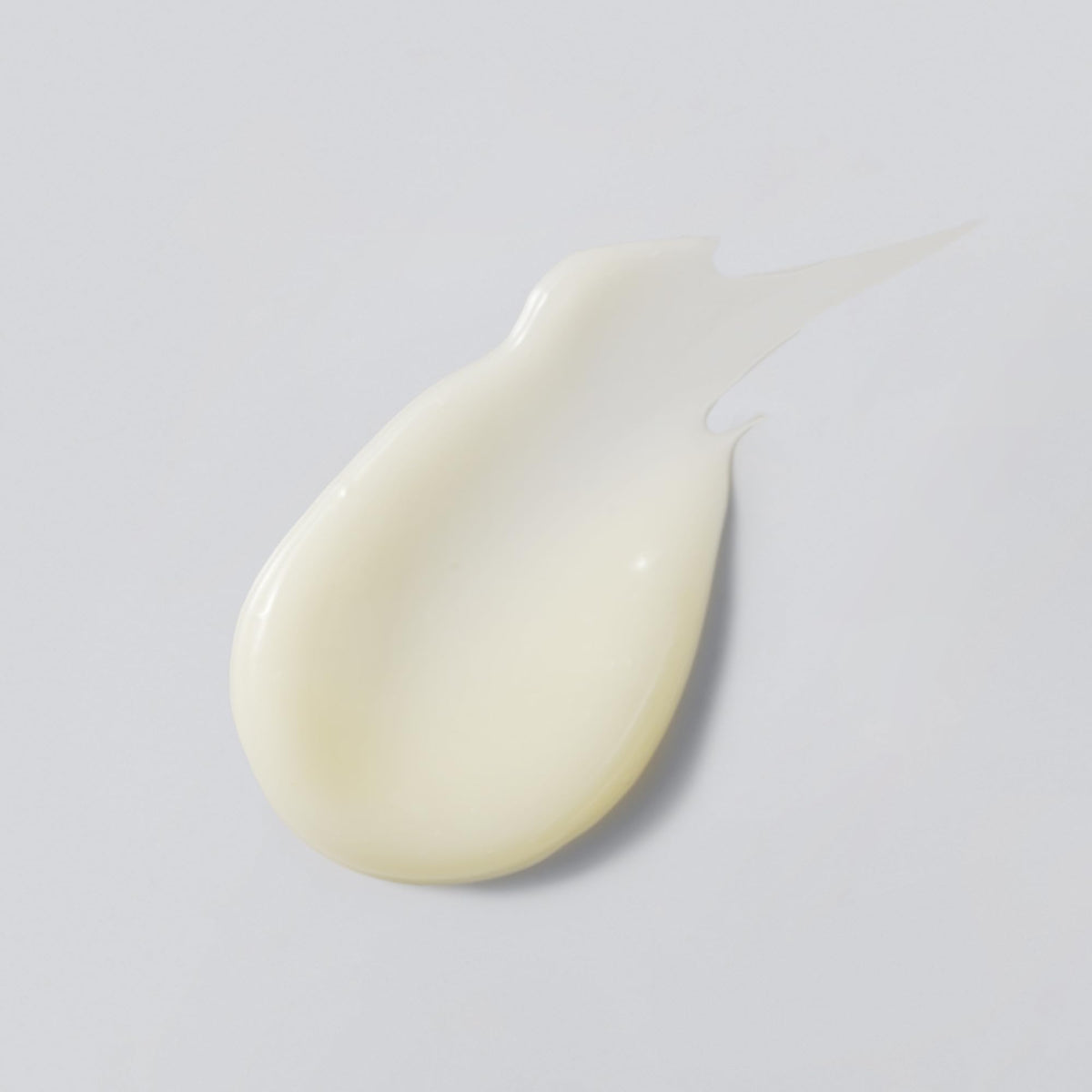 Versed metal rollerball applicator closeup providing cooling, targeted application benefit