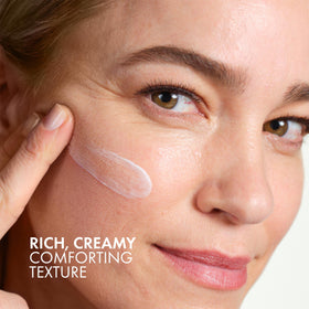 VICHY cream texture close-up highlighting smooth restorative texture